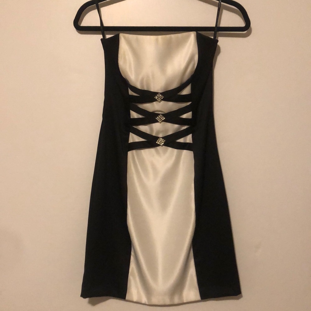 Tuxedo short prom dress. Worn once.